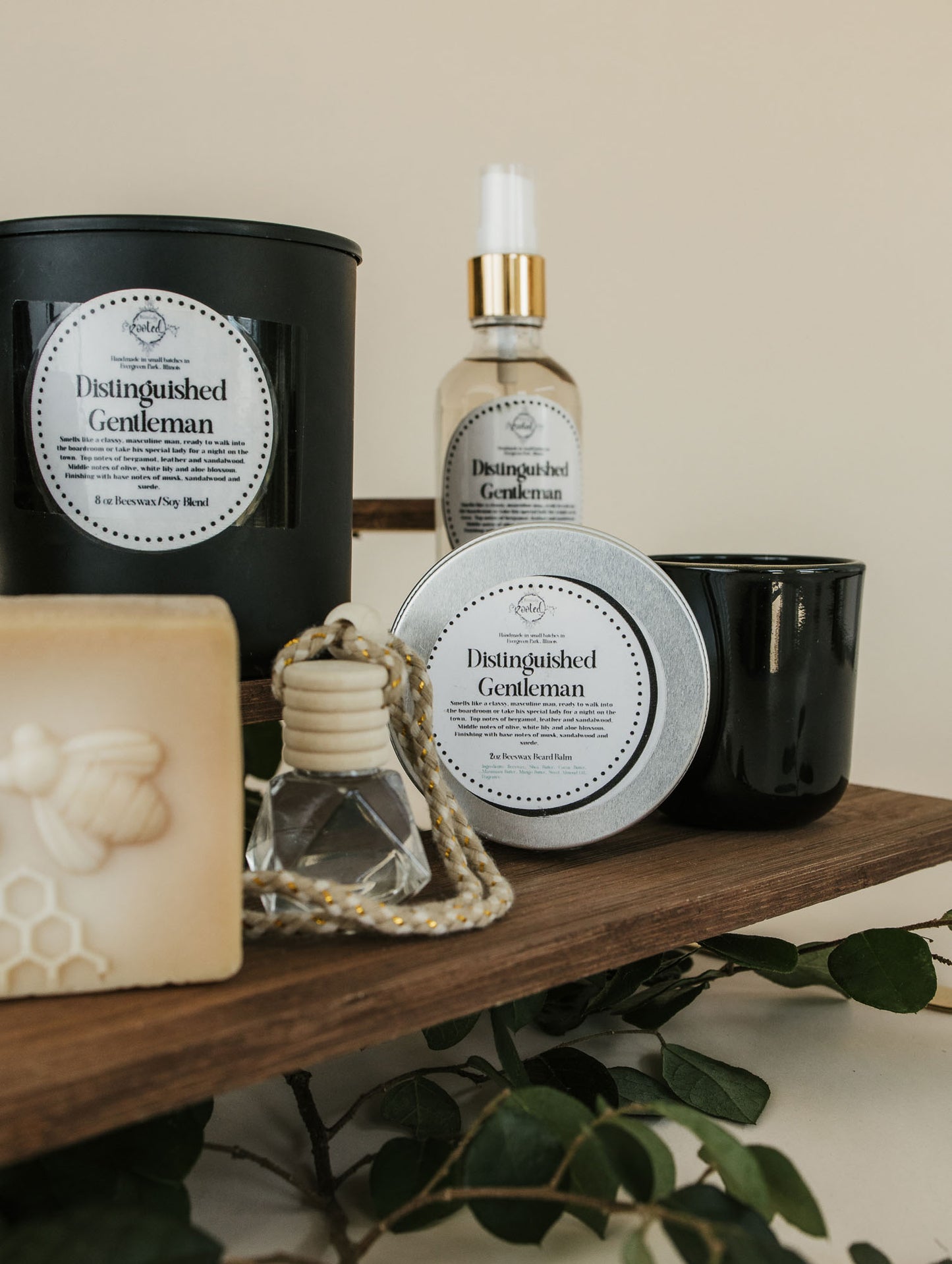 2.5oz Distinguished Gentleman Candle