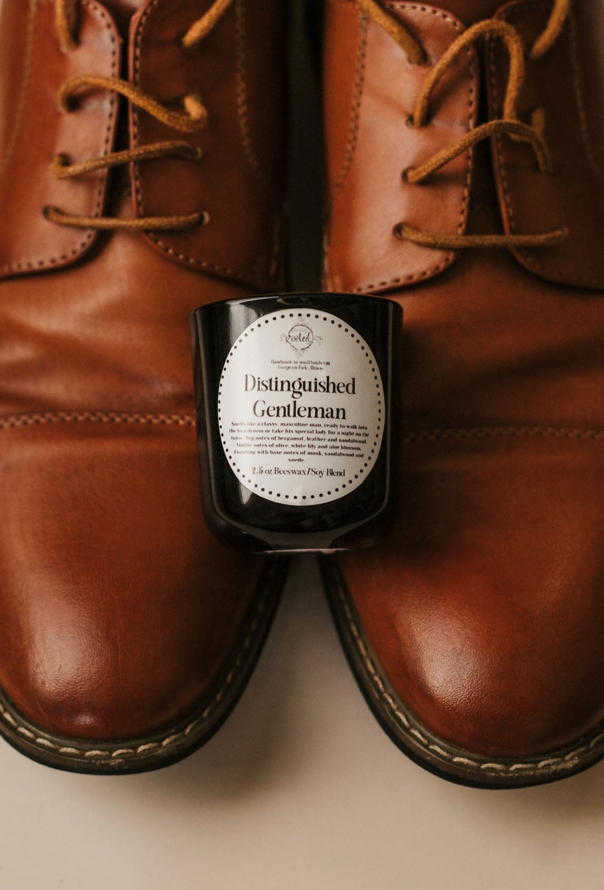 2.5oz Distinguished Gentleman Candle