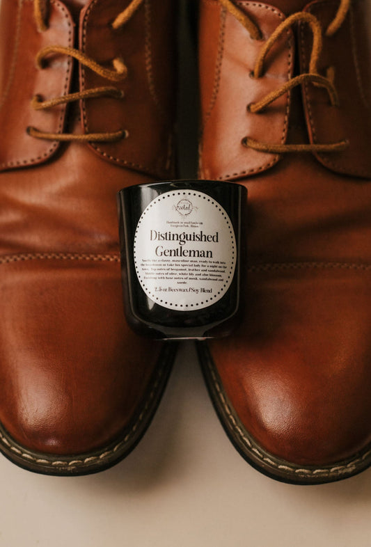 2.5oz Distinguished Gentleman Candle