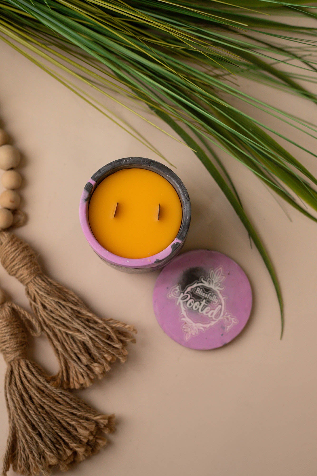 Shadow 8oz Beeswax Candle